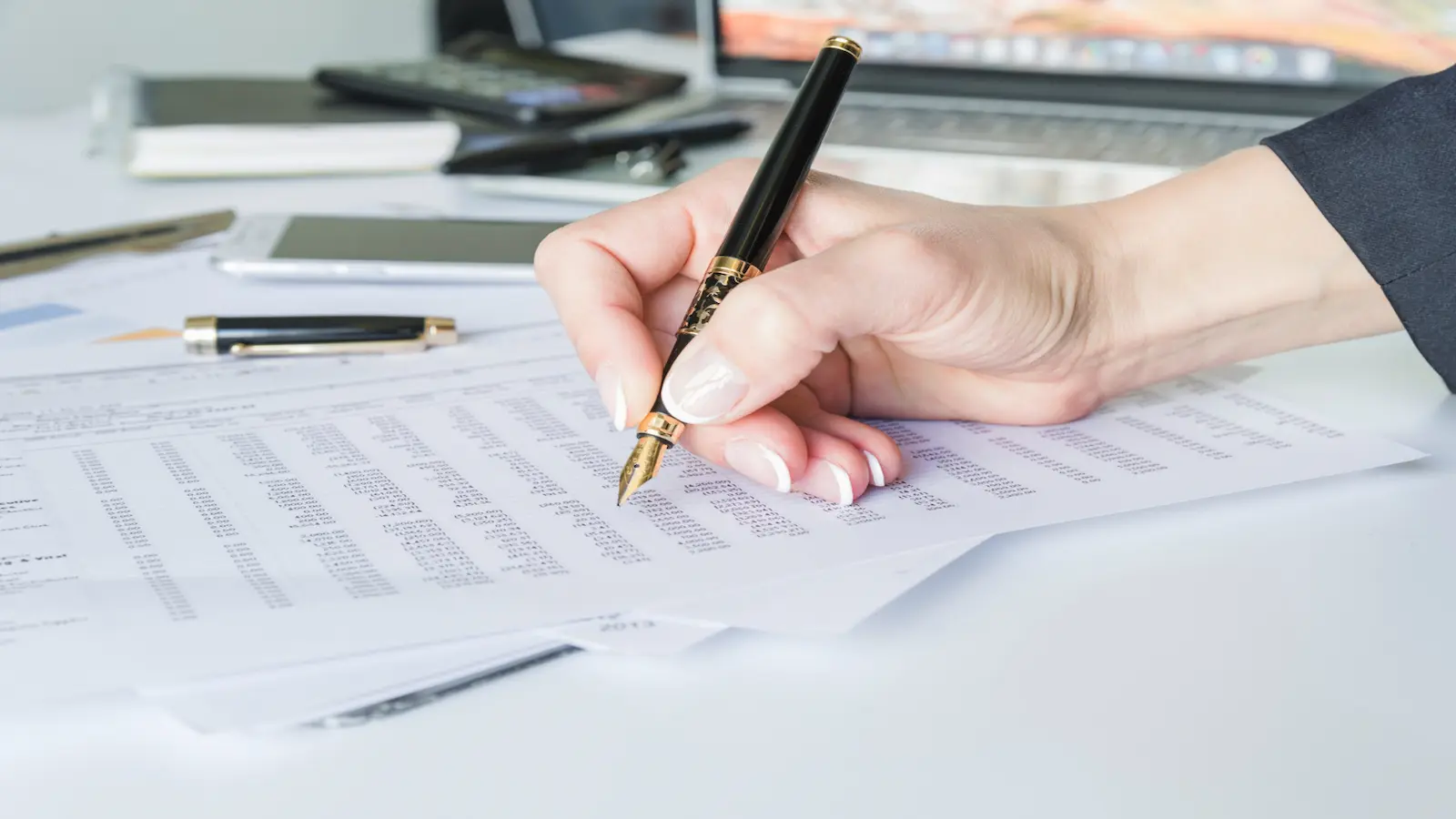 ¿De verdad solo hay que conservar la documentación fiscal durante cuatro años?